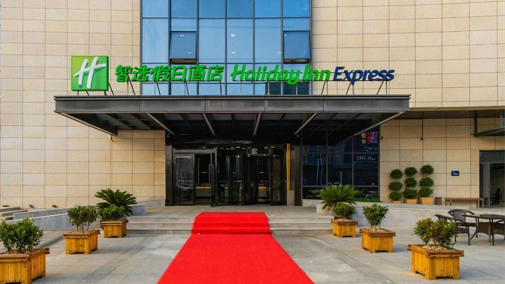 Holiday Inn Express Ningbo Fenghua By Ihg Exterior photo